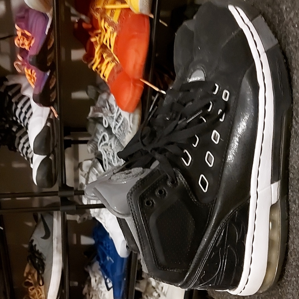 Nike Air Jordan Ol' School basketball shoe.